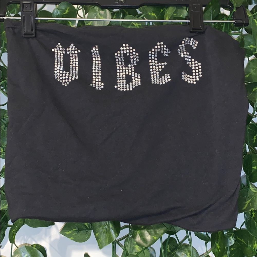 “Vibes” tube top